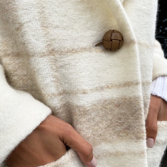 Solid Grey Aritzia Wilfred Free Off-Duty Jacket - Picture 6 of 6